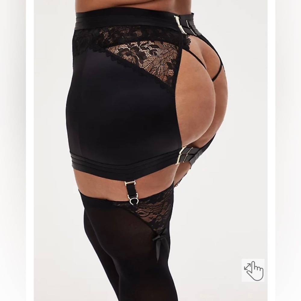 Torrid SATIN AND LACE GARTER SKIRT WITH OPEN BACK 2XL